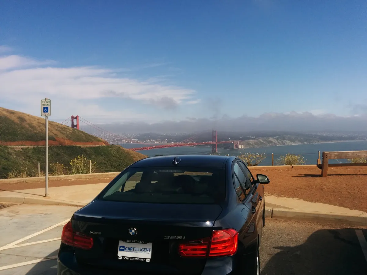 BMW 328xi Sedan